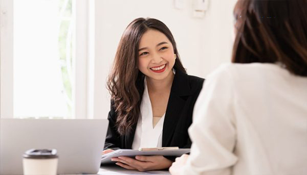 Chuyên viên tư vấn tài chính là gì? Học ngành gì để làm nghề này?