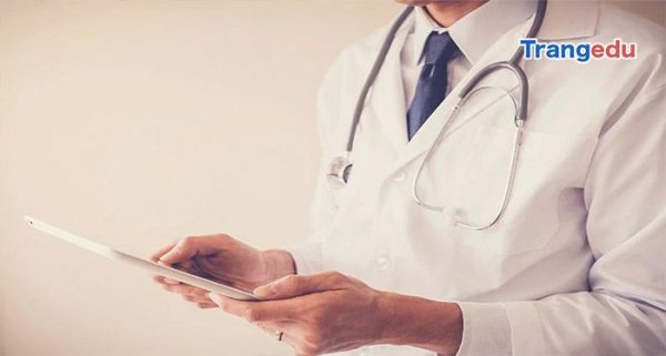 Bác sĩ là gì? Các ngành học giúp bạn trở thành một bác sĩ
