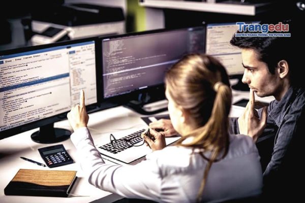 Phân biệt ngành Khoa học máy tính và Công nghệ thông tin